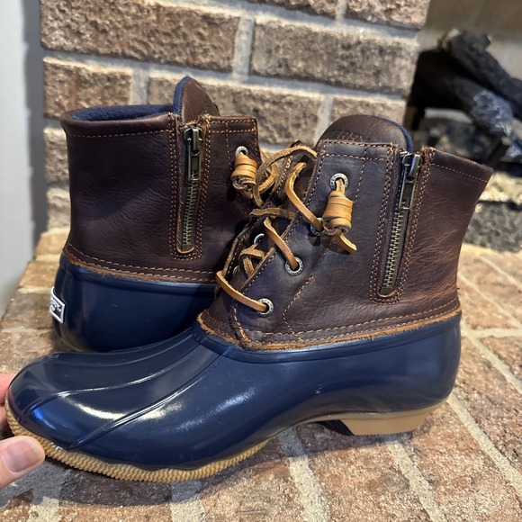Sperry Women's Saltwater Duck Boot Tan/Navy Size 9 - Picture 8 of 16